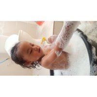 CARRIE Junior Hair & Body Wash Pink