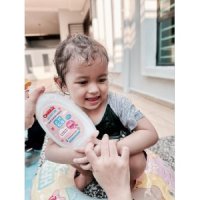 Wangi & bagus untuk kulit anak saya :)