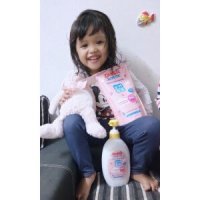 Masa mandi lebih seronok bersama Carrie Junior